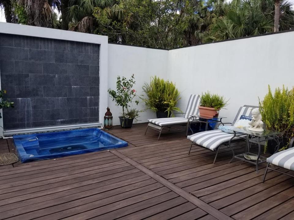 דירות Naples' Hidden Gem מראה חיצוני תמונה